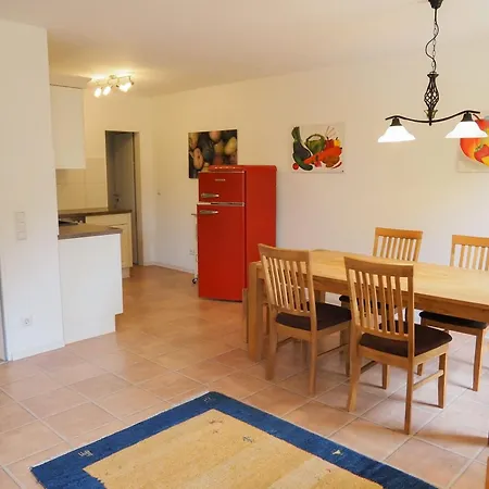 Apartment Lindenhof Hahn *