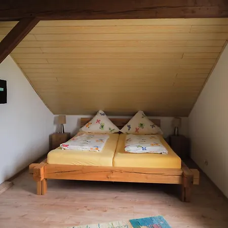 Apartment Lindenhof Hahn *